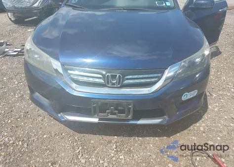 2015 Honda Accord Hybrid z USA, uszkodzony, nr VIN 1HGCR6F38FA000193